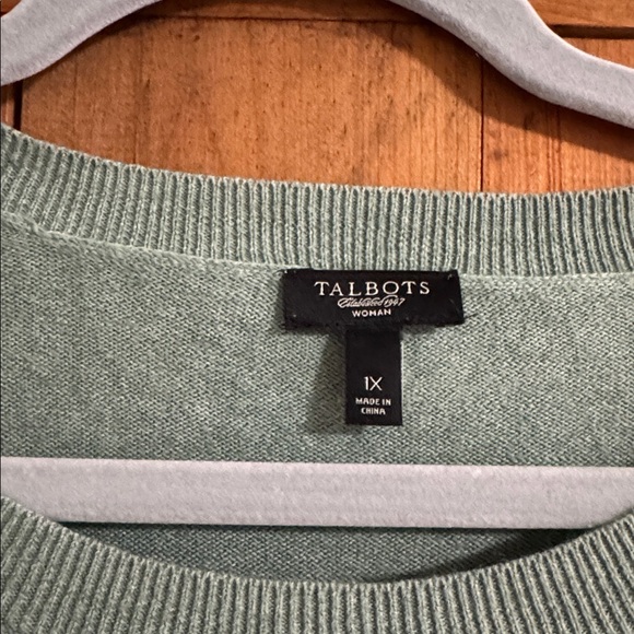 Talbots Sweater - Picture 2 of 3